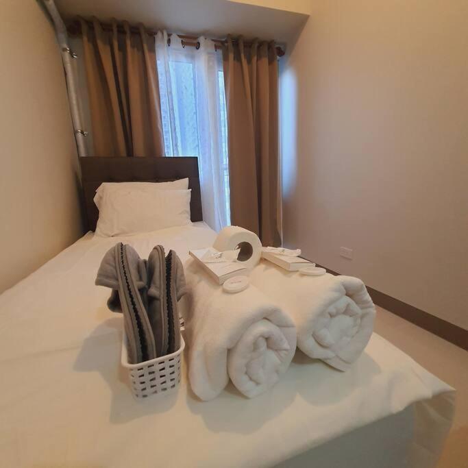 Smdc Coast Residences Lovely Fully-Furnished 1 Bedroom Condo With Pool 마닐라 외부 사진