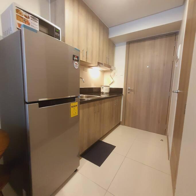 Smdc Coast Residences Lovely Fully-Furnished 1 Bedroom Condo With Pool 마닐라 외부 사진